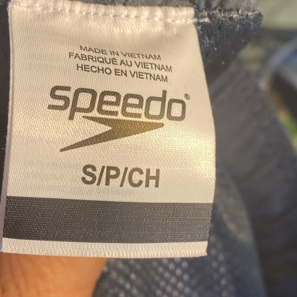 NWT Speedo Men’s Cutback Volley Swim trunks, small - Picture 6 of 11